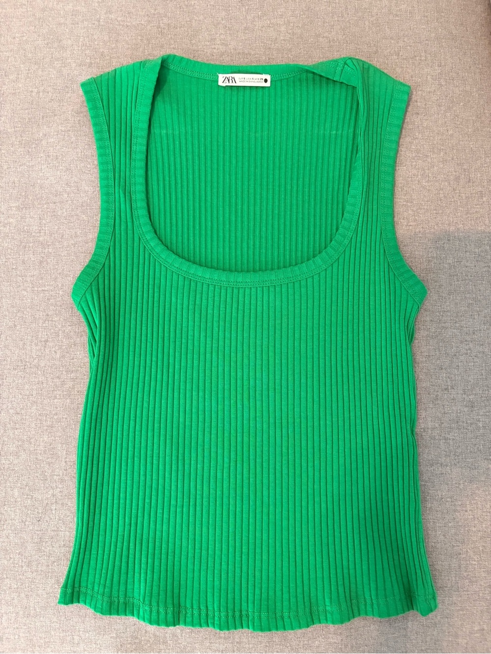 Zara Bright Green Ribbed Scoop Tank